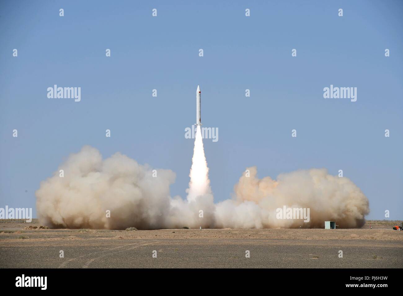 Jiuquan. 5th Sep, 2018. A Chinese private company sends a suborbital rocket into space at 1:00 p.m. from the Jiuquan Satellite Launch Center in northwest China, Sept. 5, 2018. The SQX-1Z was developed by iSpace, a Beijing-based private rocket developer, founded in 2016 with a research center in Xi'an, Shaanxi Province. Credit: Wang Jiangbo/Xinhua/Alamy Live News Stock Photo