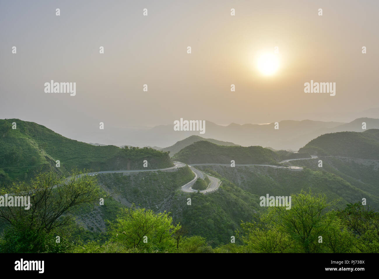 Dangerous road at KPK mountain Range in Pakistan Stock Photo Alamy
