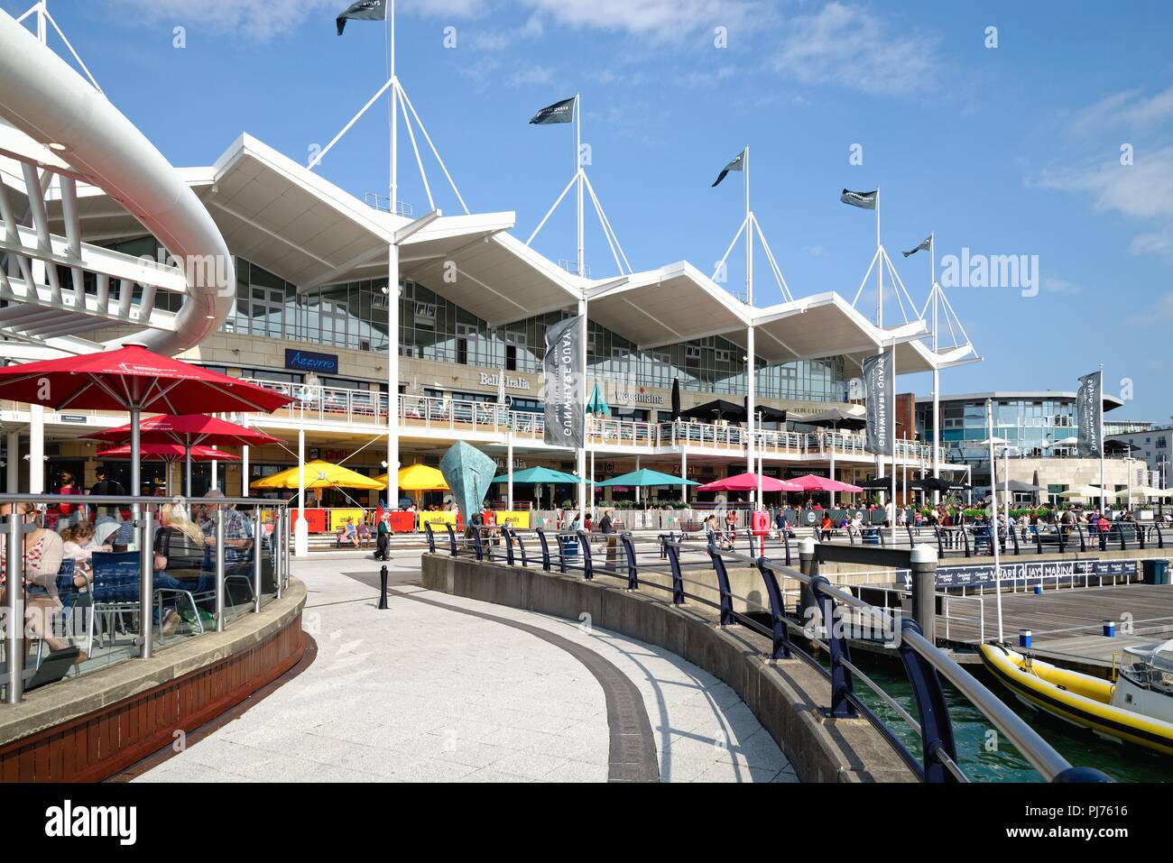 Shopping gunwharf quays portsmouth hires stock photography and images