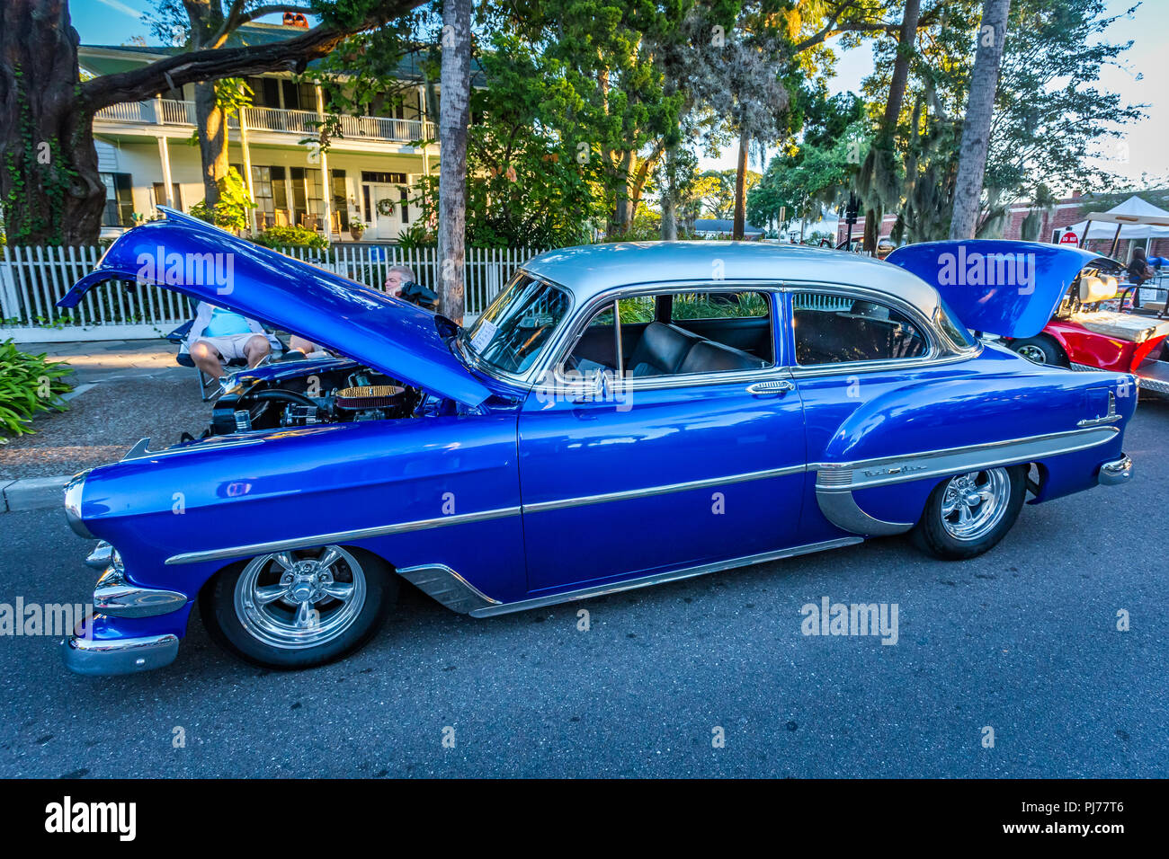 Lowrider car hi-res stock photography and images - Alamy
