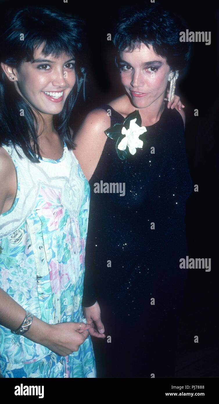 Phoebe Cates And Brooke Adams 1985 Photo By John Barrett Photolink Net Mediapunch Stock Photo Alamy