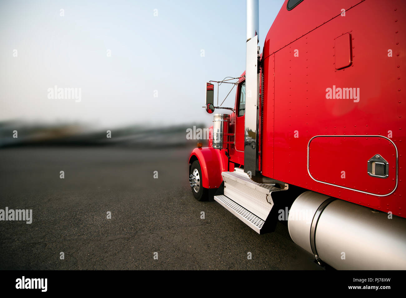 Truck Parking Lots High Resolution Stock Photography and Images Alamy