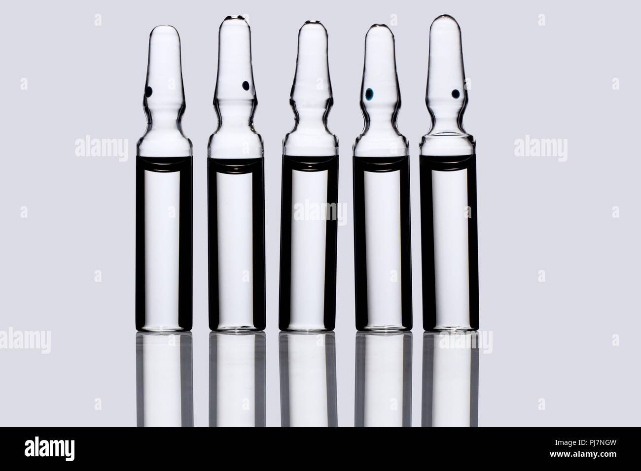 Ampoules Stock Photos & Ampoules Stock Images Alamy