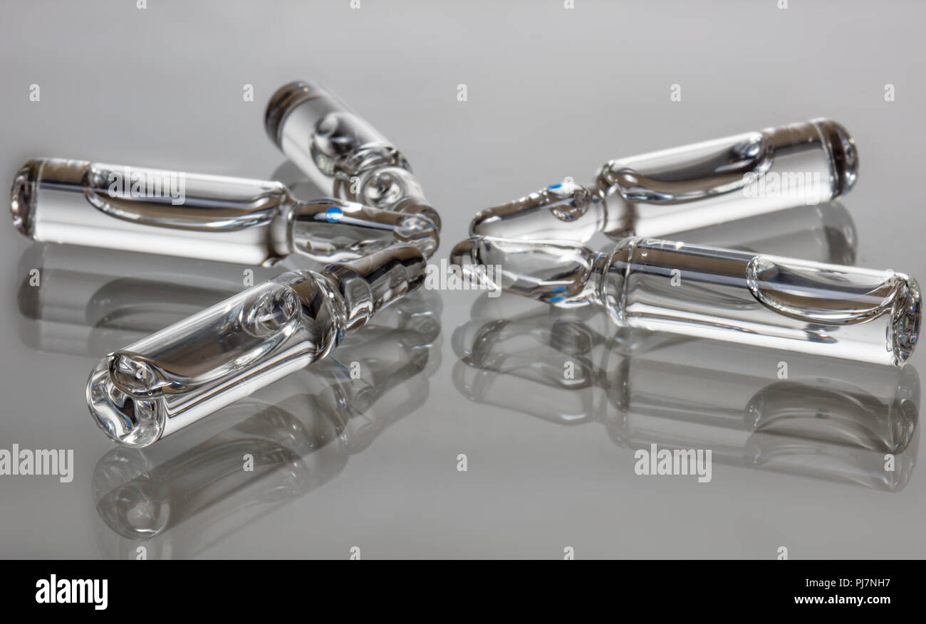 Glass ampoules ampoules hires stock photography and images Alamy