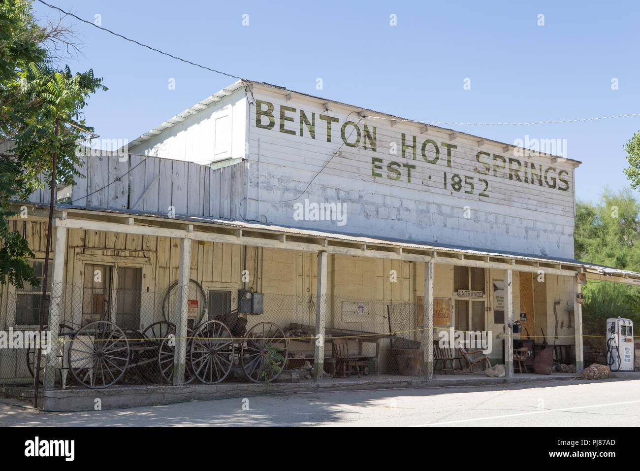 Exterior view of Benton Hot springs old general store and Former Wells Fargo Agency building on Highway 120 California USA Stock Photo