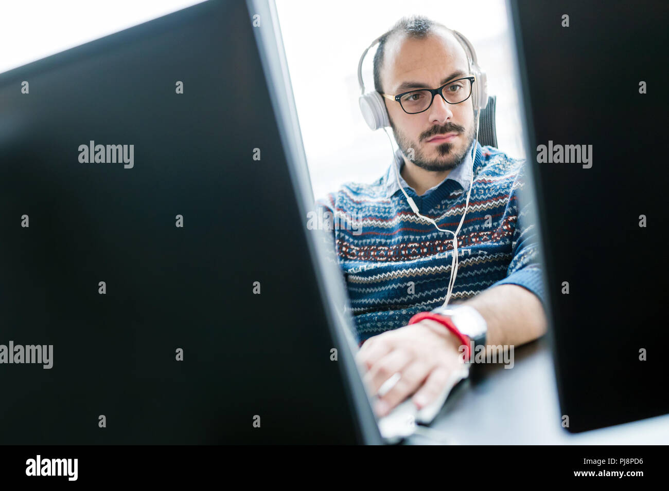 Computer software invention hi-res stock photography and images - Alamy