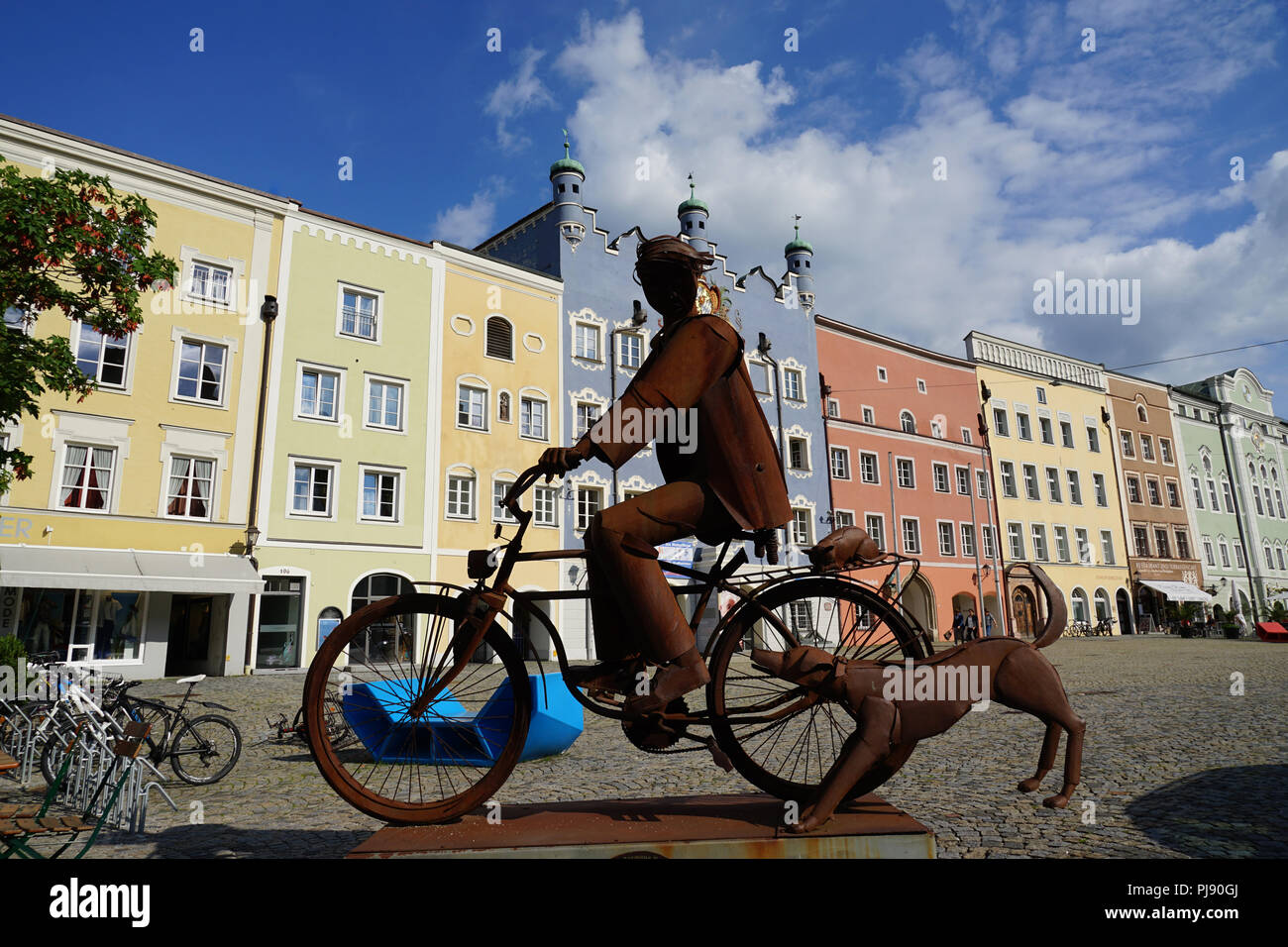 Hund und Katze Stock Photos & Hund und Katze Stock Images Alamy