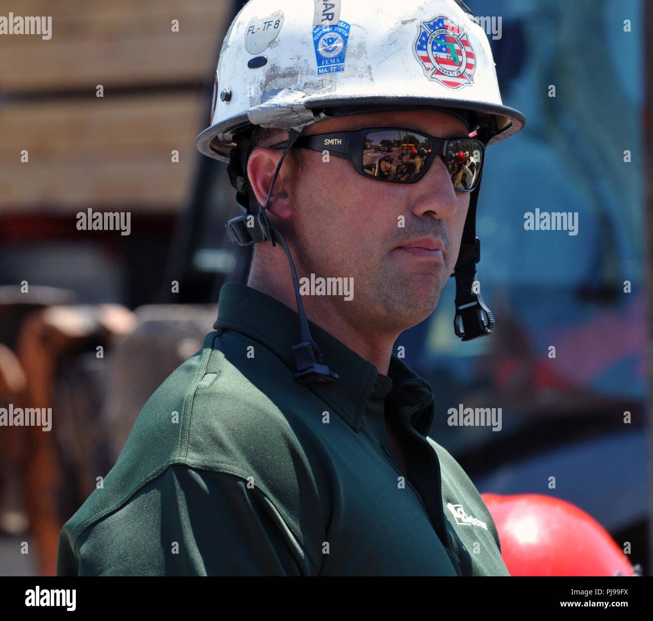 A L2 Tech Instructor supervises U.S. Army Reserve Soldiers assigned to