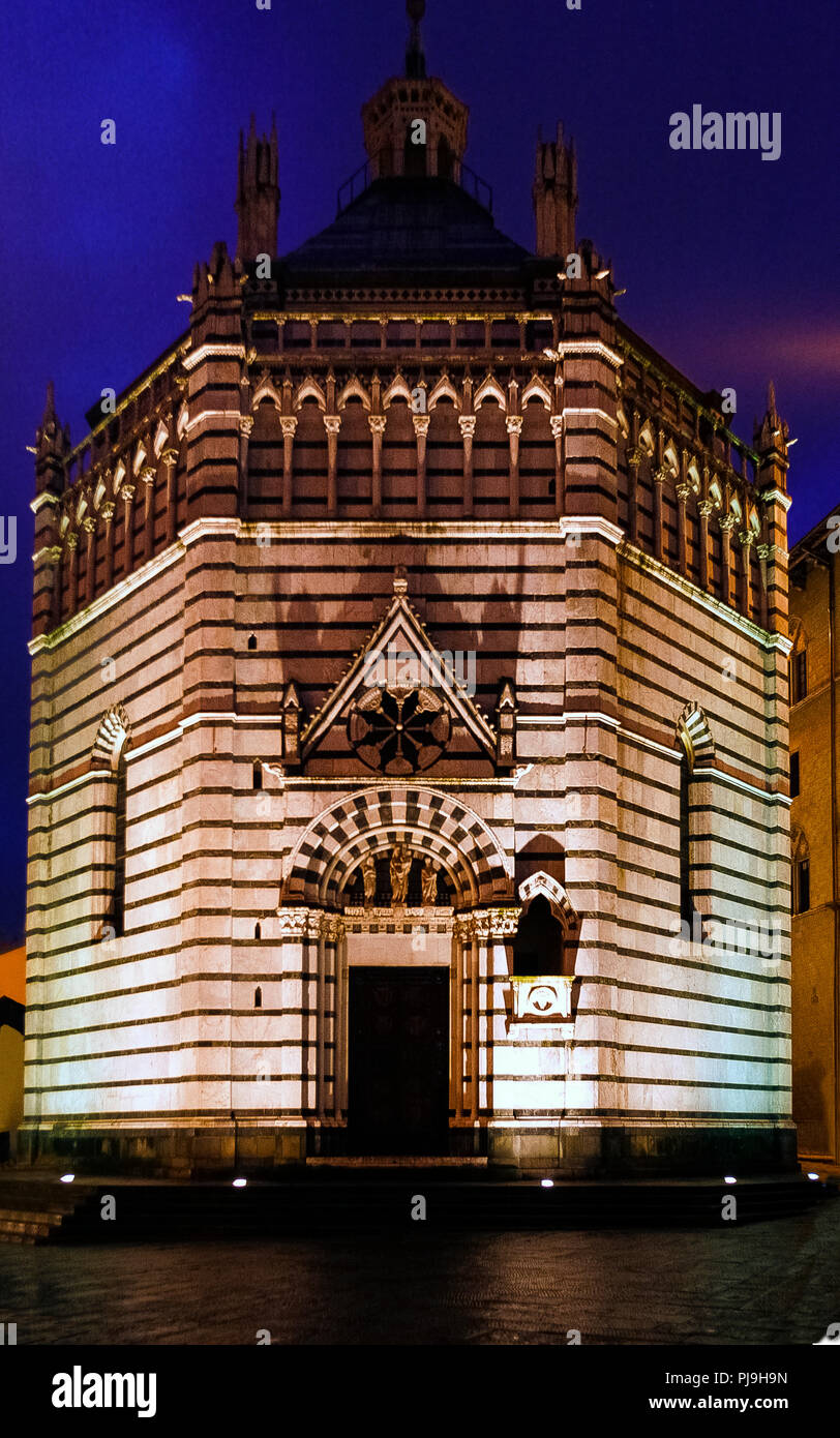 Italy Tuscany Pistoia: Baptistery of San Giovanni in corte Stock Photo