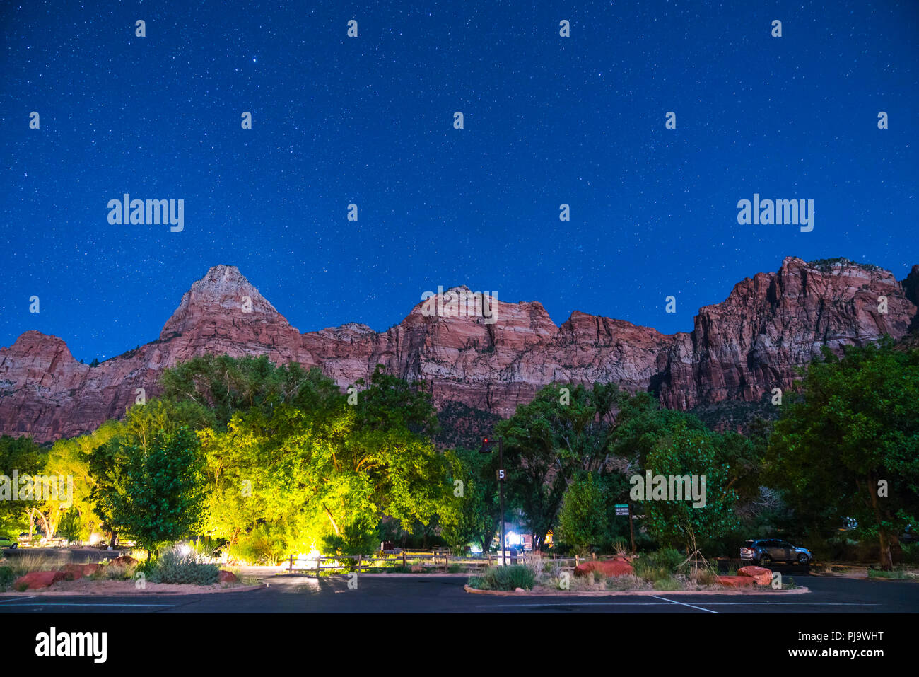 Zion national park at night with star,utah,usa Stock Photo Alamy