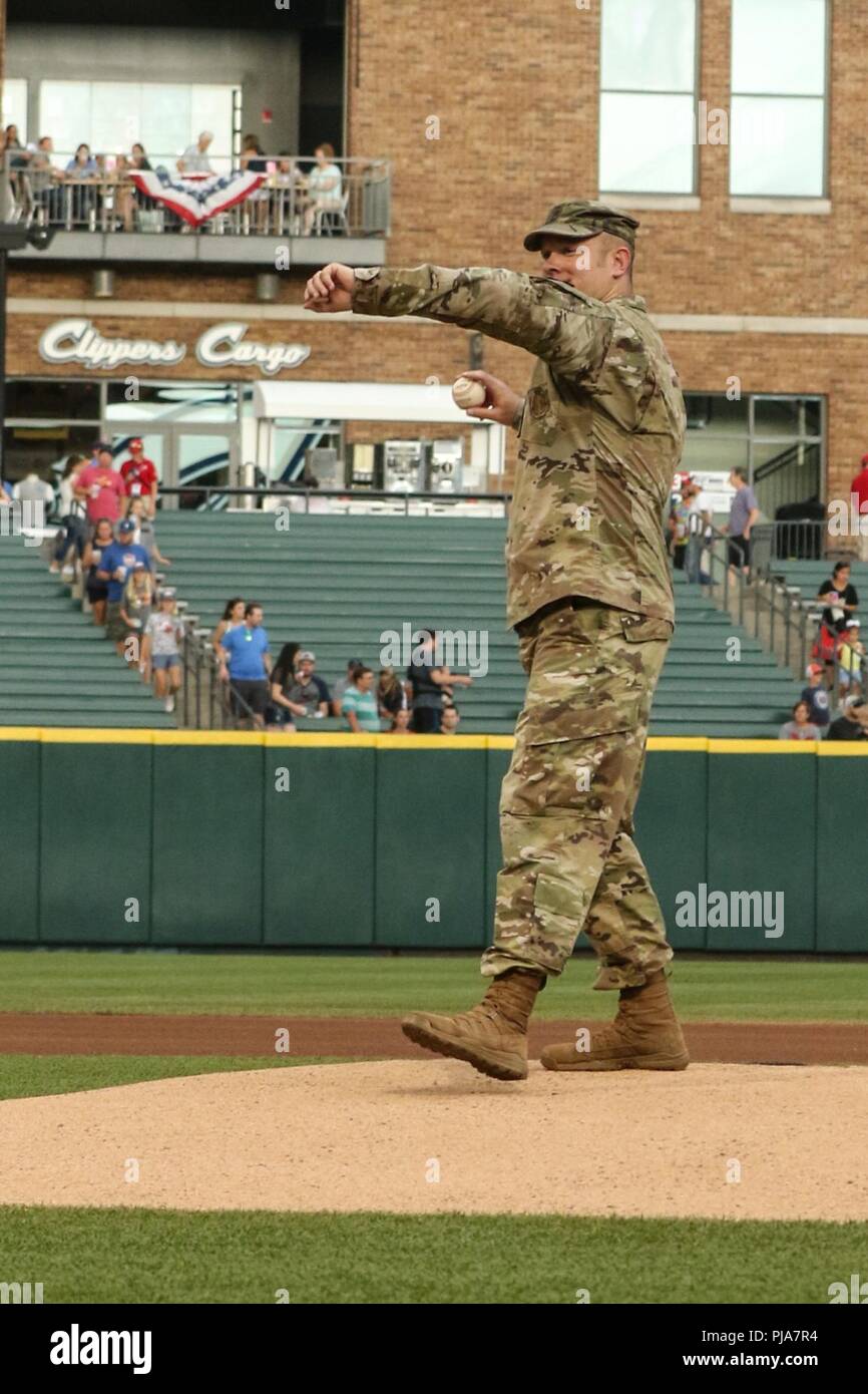 Sgt. 1st Class Michael Mullen, a recruiter with the Ohio Army 