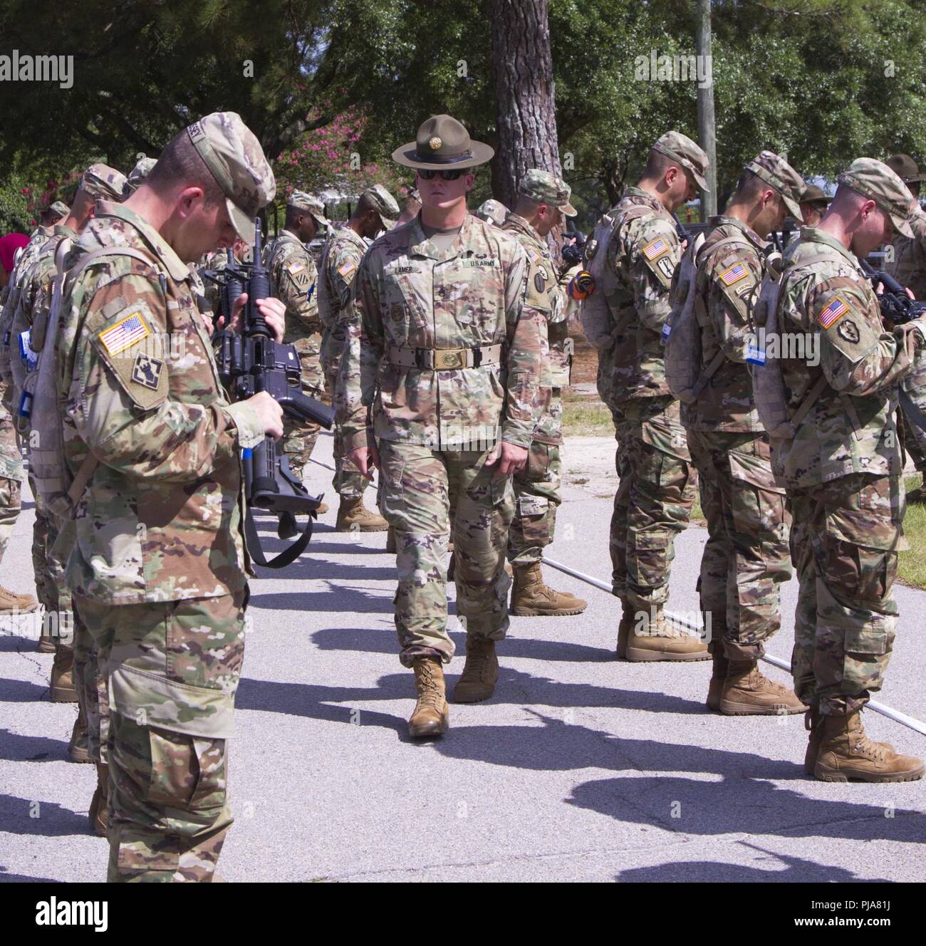 U s army drill sergeant school hires stock photography and images Alamy