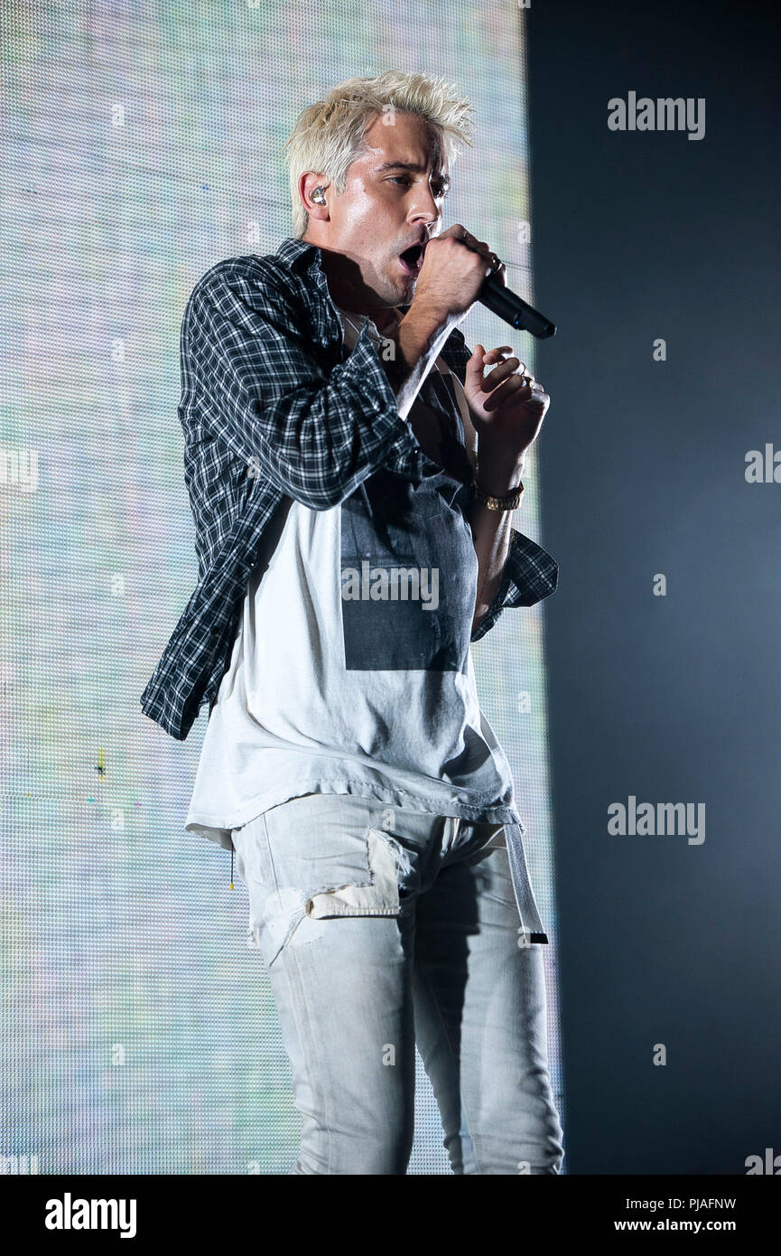 https://c8.alamy.com/comp/PJAFNW/september-4-2018-raleigh-north-carolina-usa-rap-artist-g-eazy-performs-as-his-2018-tour-makes-a-stop-at-the-coastal-credit-union-music-park-at-walnut-creek-located-in-raleigh-copyright-2018-jason-moore-credit-jason-moorezuma-wirealamy-live-news-PJAFNW.jpg