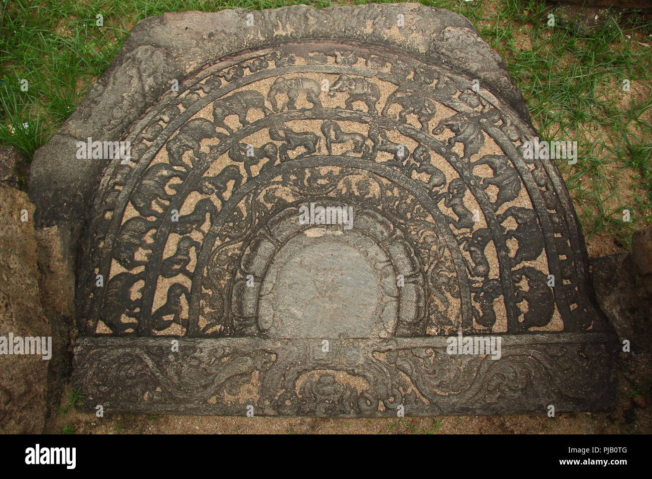Carved stone in Polonnaruwa (Sri Lanka Stock Photo Alamy
