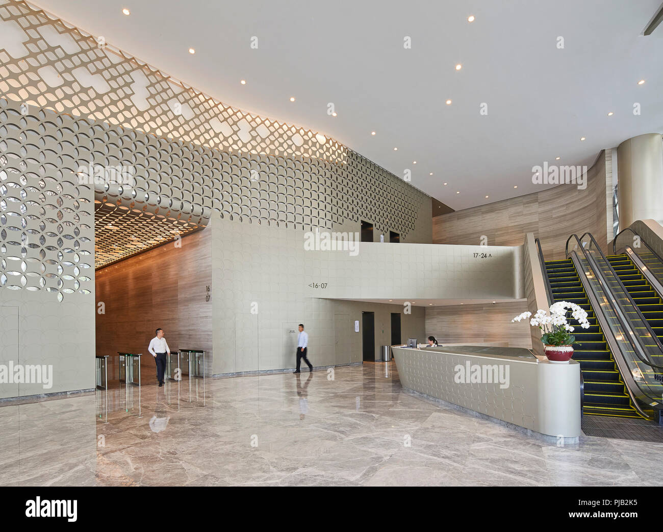 Interior view. Raffles City Hangzhou, Hangzhou, China. Architect: UNStudio, 2017. Stock Photo