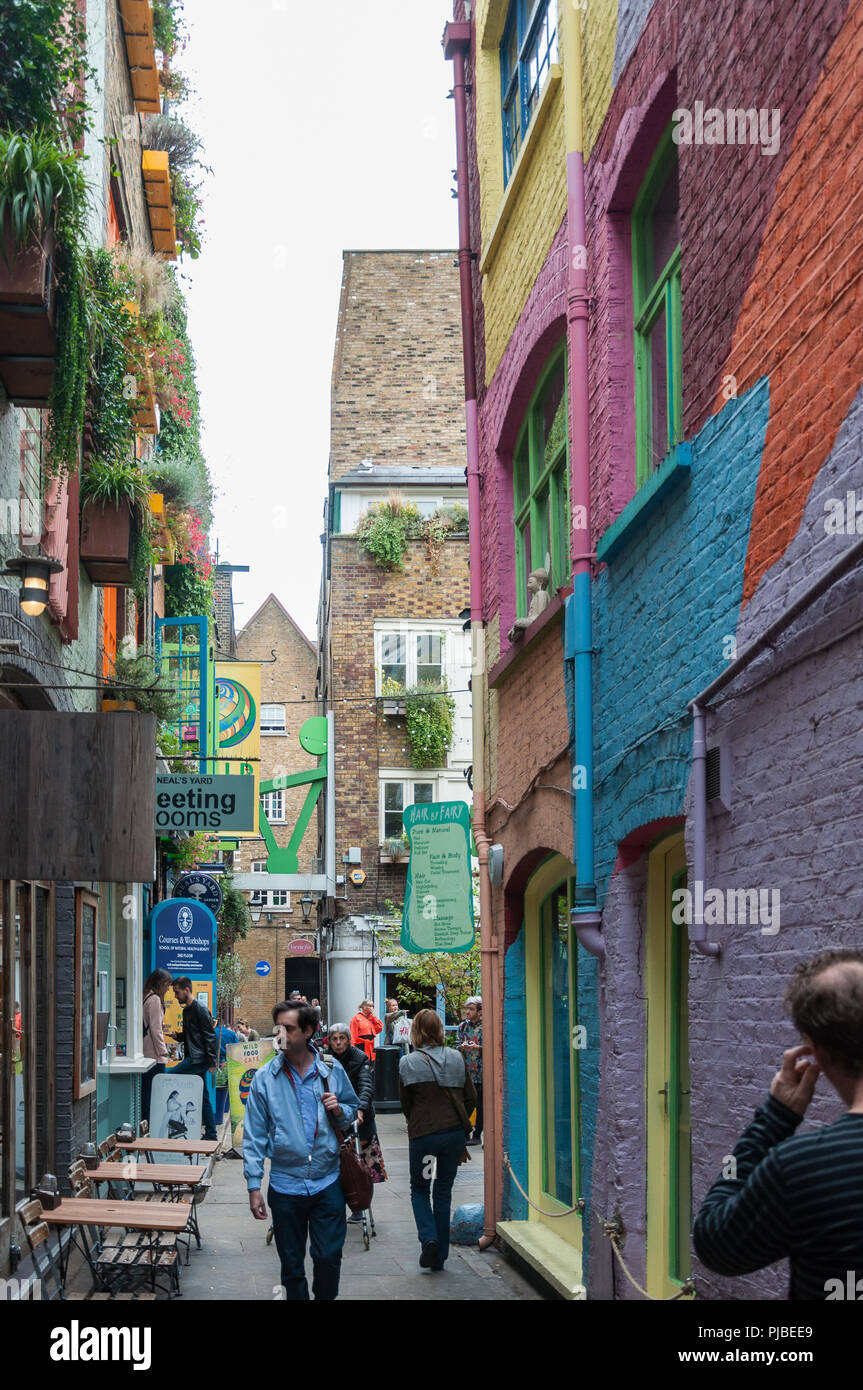 Neals yard seven dials hires stock photography and images Alamy