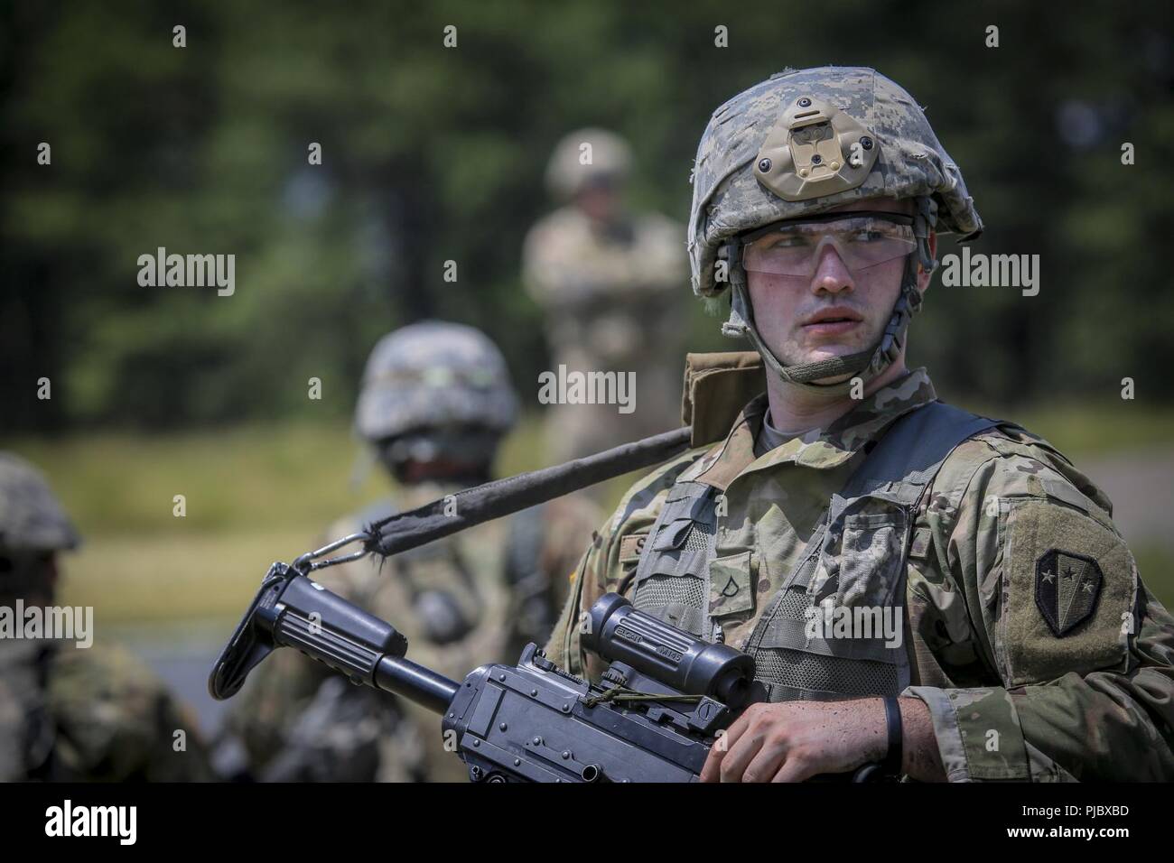 M249 bravo hi-res stock photography and images - Alamy