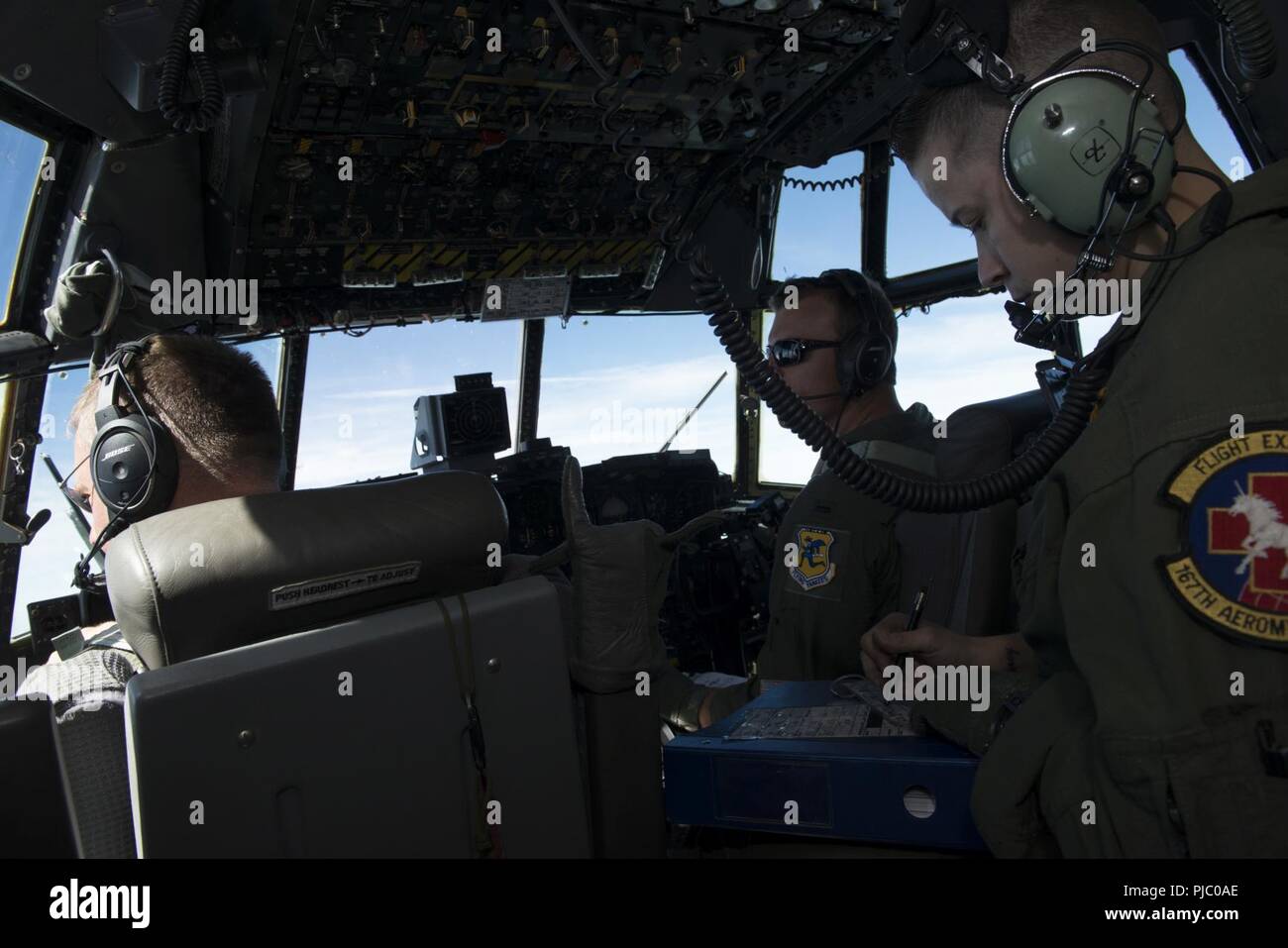 Air force pilots 1st lt hi-res stock photography and images - Alamy