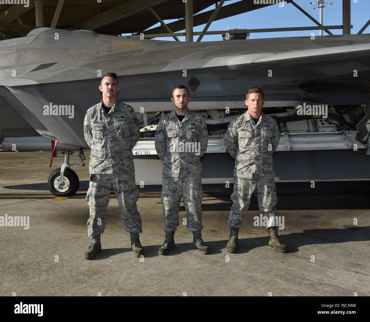 325th Maintenance Operations 325th aircraft maintenance squadron hi-res stock photography and images ...