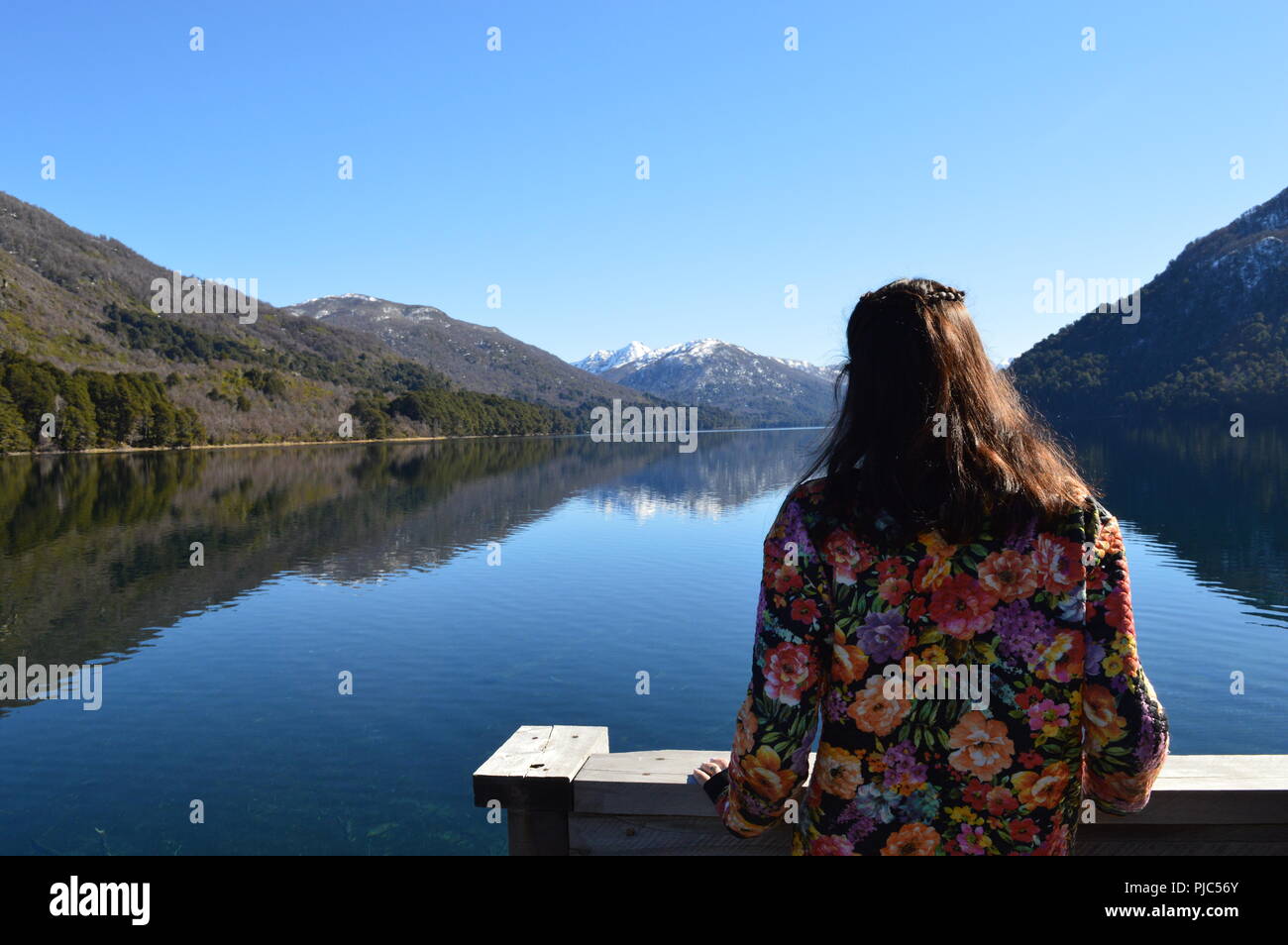 Lago hermoso hi-res stock photography and images - Alamy