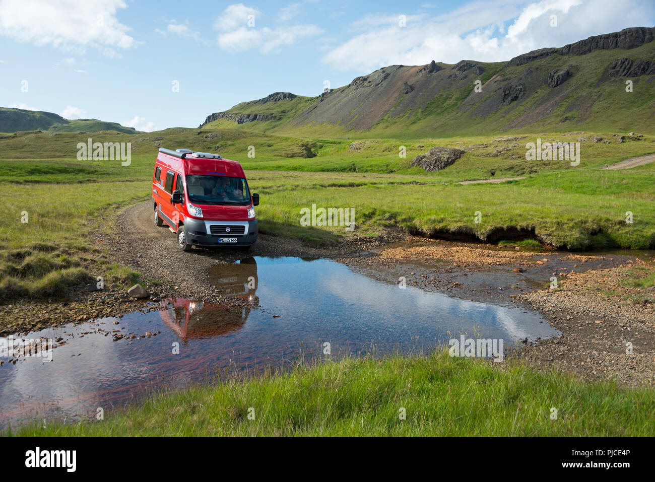 Camper, fords, Kollumulavegur, Iceland, Südisland, Suedisland Camper, fords, Kollumulavegur, Iceland, Südisland, Suedisland