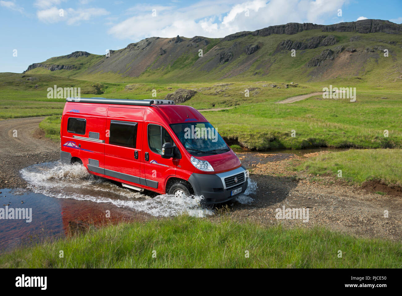 Camper, fords, Kollumulavegur, Iceland, Südisland, Suedisland Camper, fords, Kollumulavegur, Iceland, Südisland, Suedisland