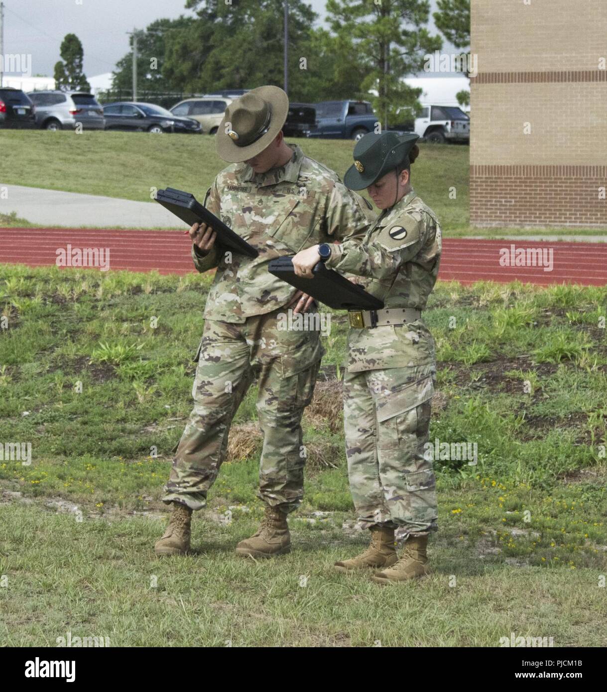 U s army drill sergeant school hires stock photography and images Alamy
