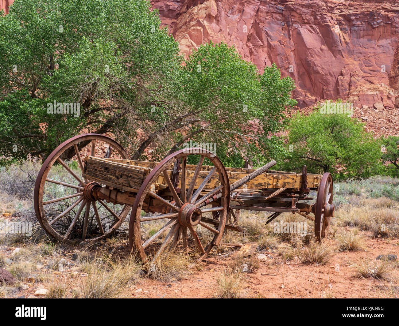 Old wagon near the Fremont River, Fruita, Capitol Reef National Park, Utah Stock Photo Alamy