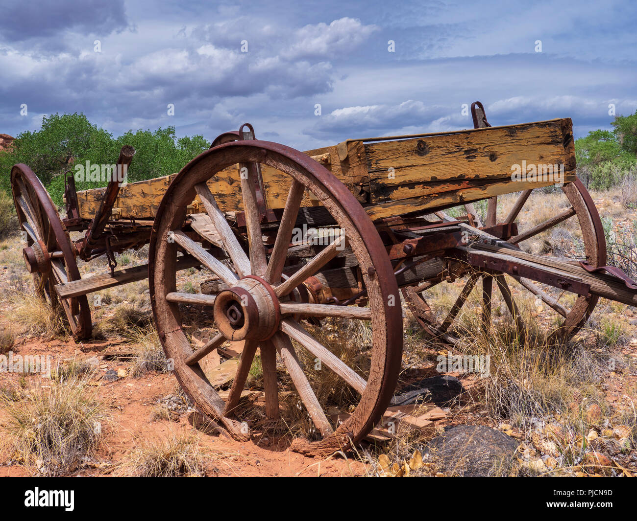 Old wagon near the Fremont River, Fruita, Capitol Reef National Park, Utah Stock Photo Alamy