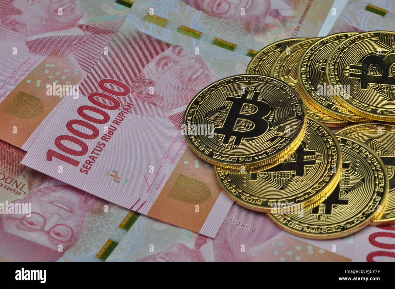 Bitcoin and Indonesia Rupiah Stock Photo - Alamy