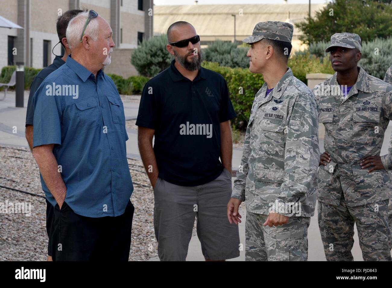17th training wing hires stock photography and images Alamy