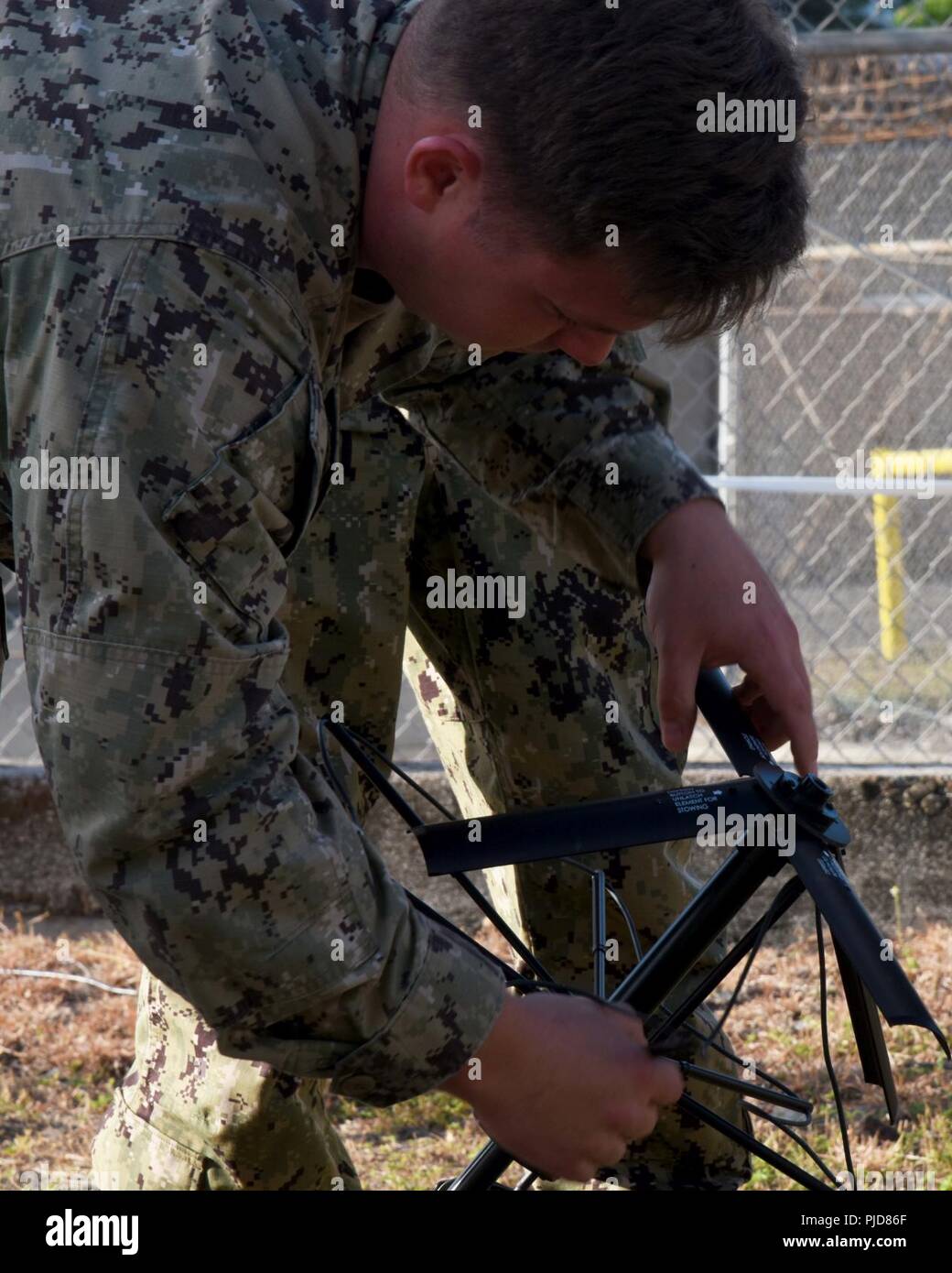 Joint mobile ashore team hires stock photography and images Alamy
