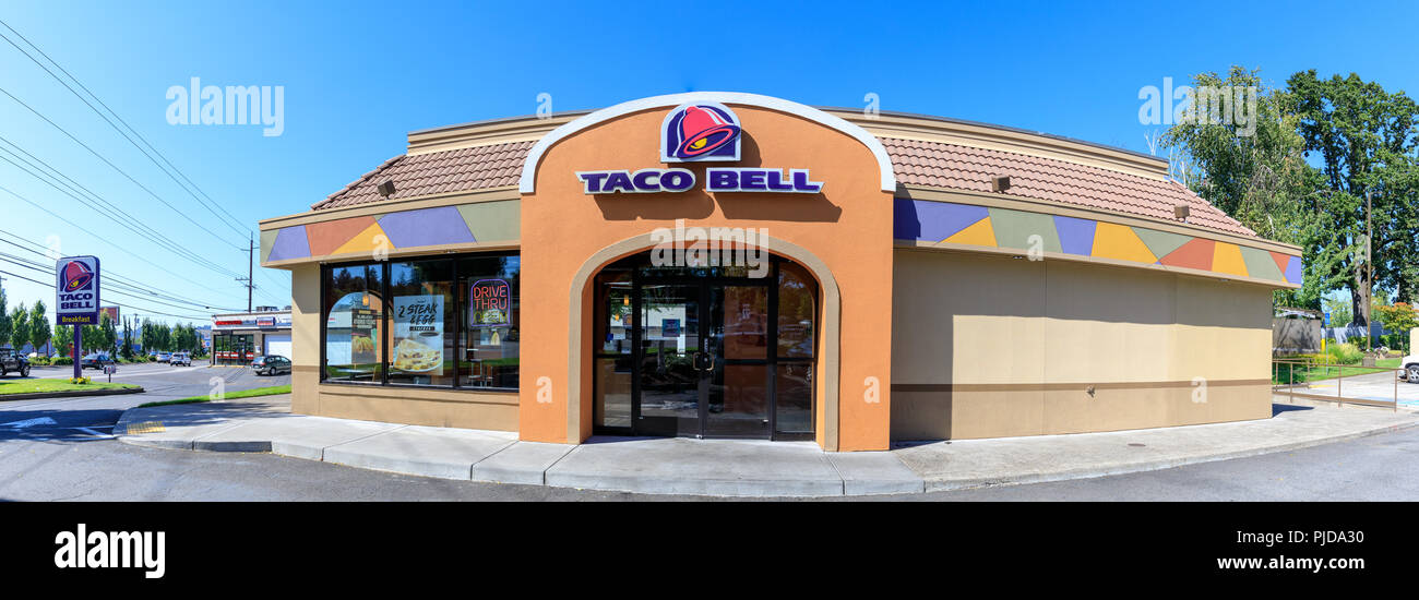 Portland, Oregon Sep 3, 2018 Exterior of Taco Bell fastfood