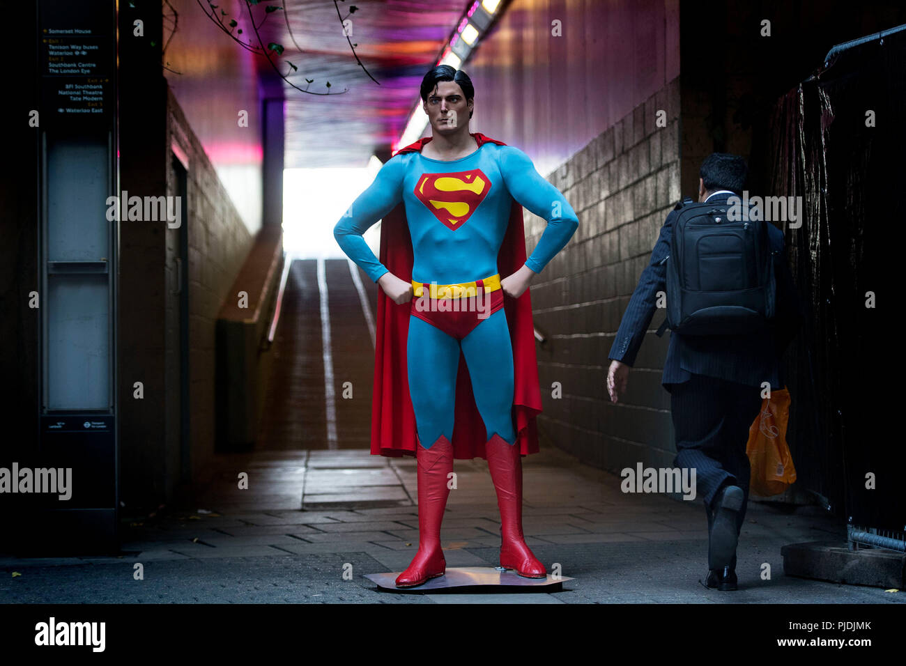 Christopher reeve superman 1978 hi-res stock photography and images - Alamy