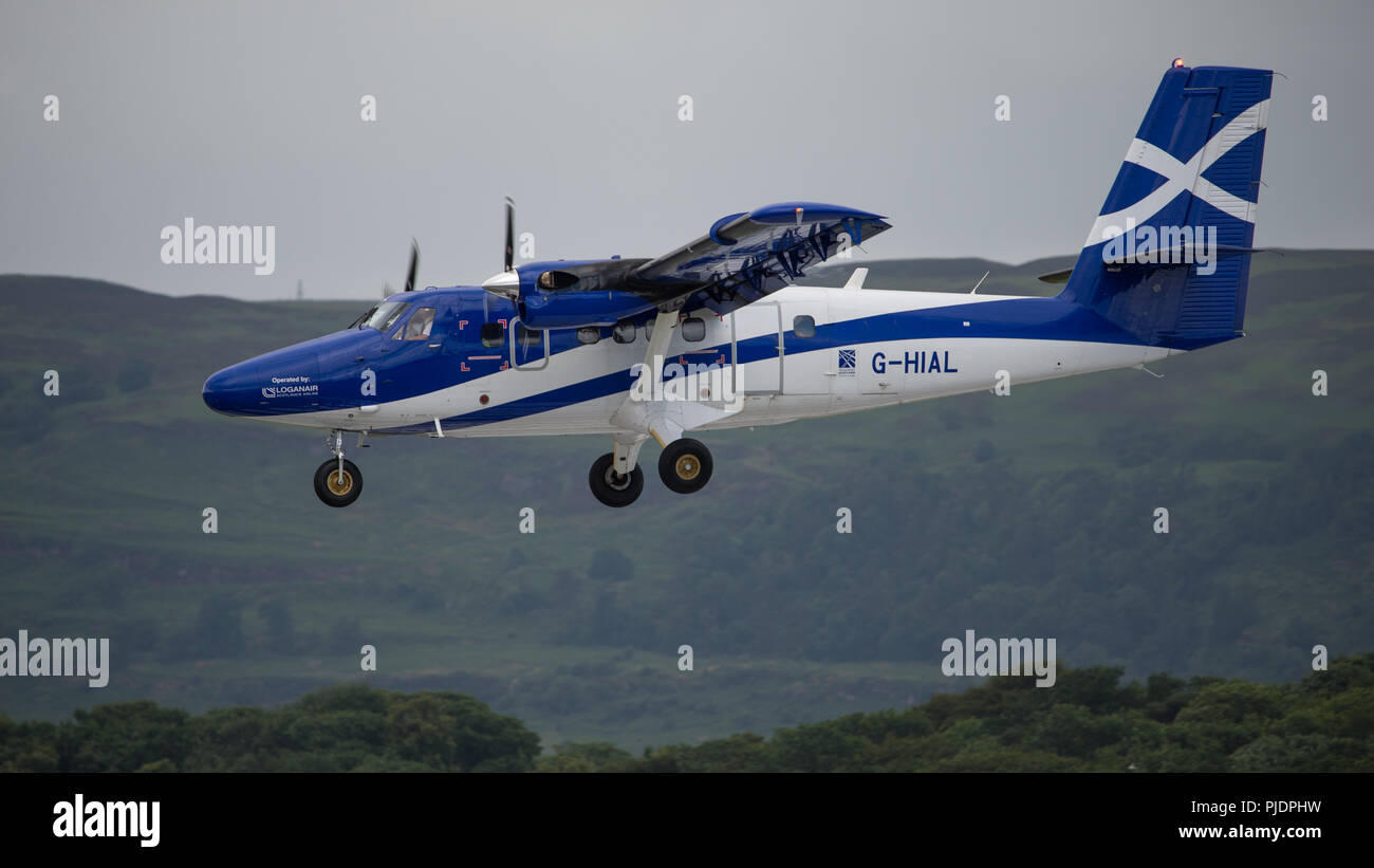 Twin otter aircraft hi-res stock photography and images - Alamy