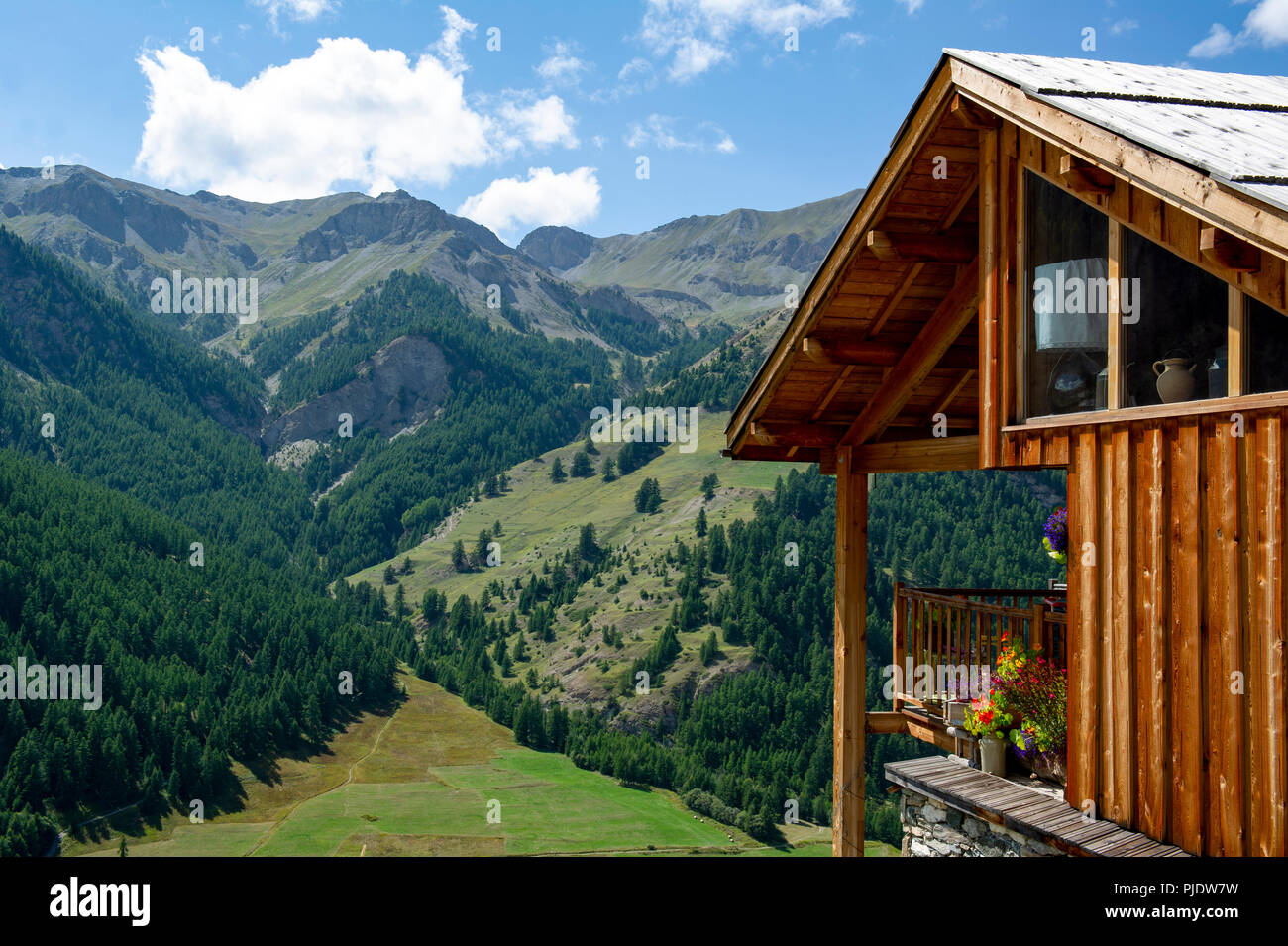 France. Hautes-Alpes (05), regional natural park of Queyras, village of Saint-Véran, 2042 M of altitude, highest commune of Europe. Stock Photo