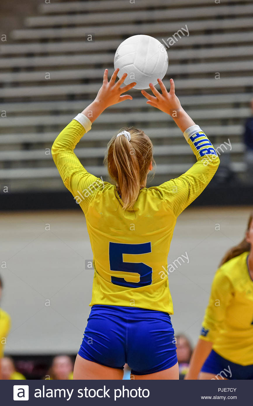 High School Volleyball Girls Stock Photos & High School Volleyball
