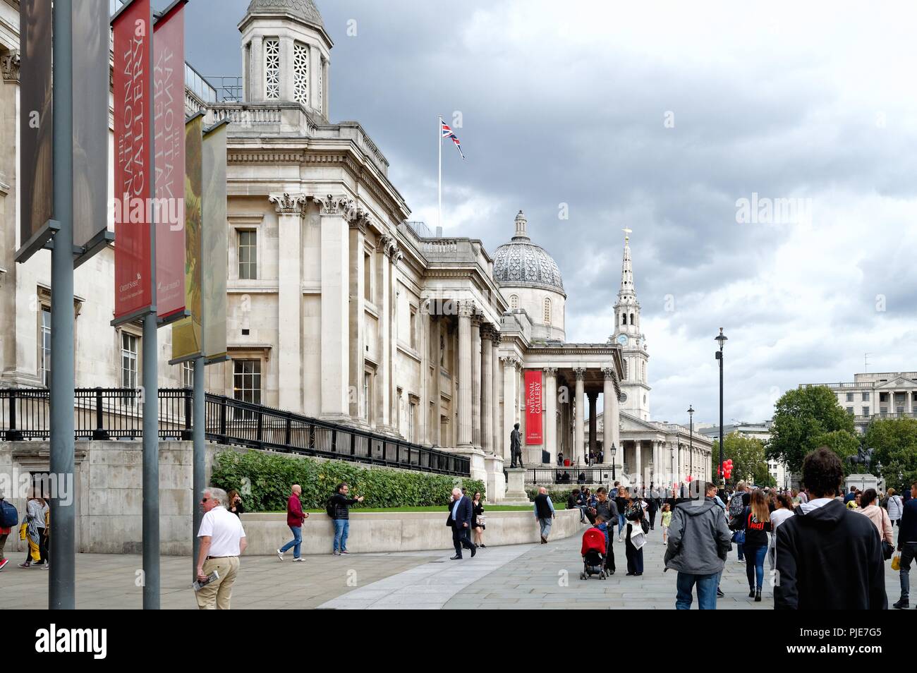 Exterior of the National Gallery,Trafalgar Square, Central London England UK Stock Photo