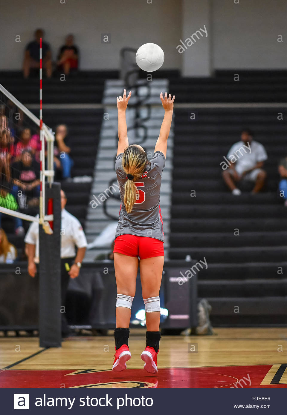 High School Volleyball High Resolution Stock Photography and Images Alamy