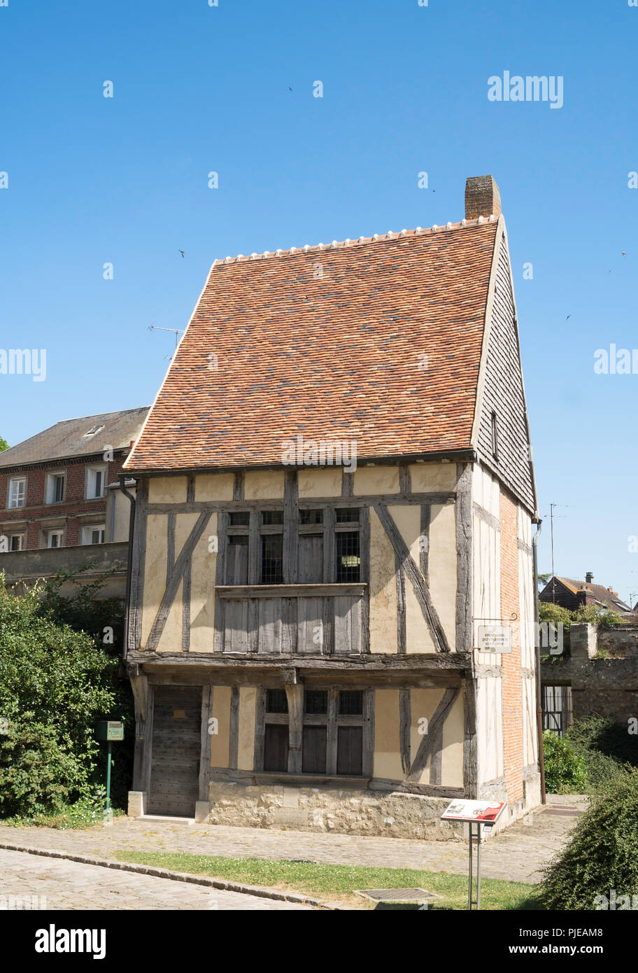 15th century house, Beauvais, Oise département, France, Europe Stock Photo