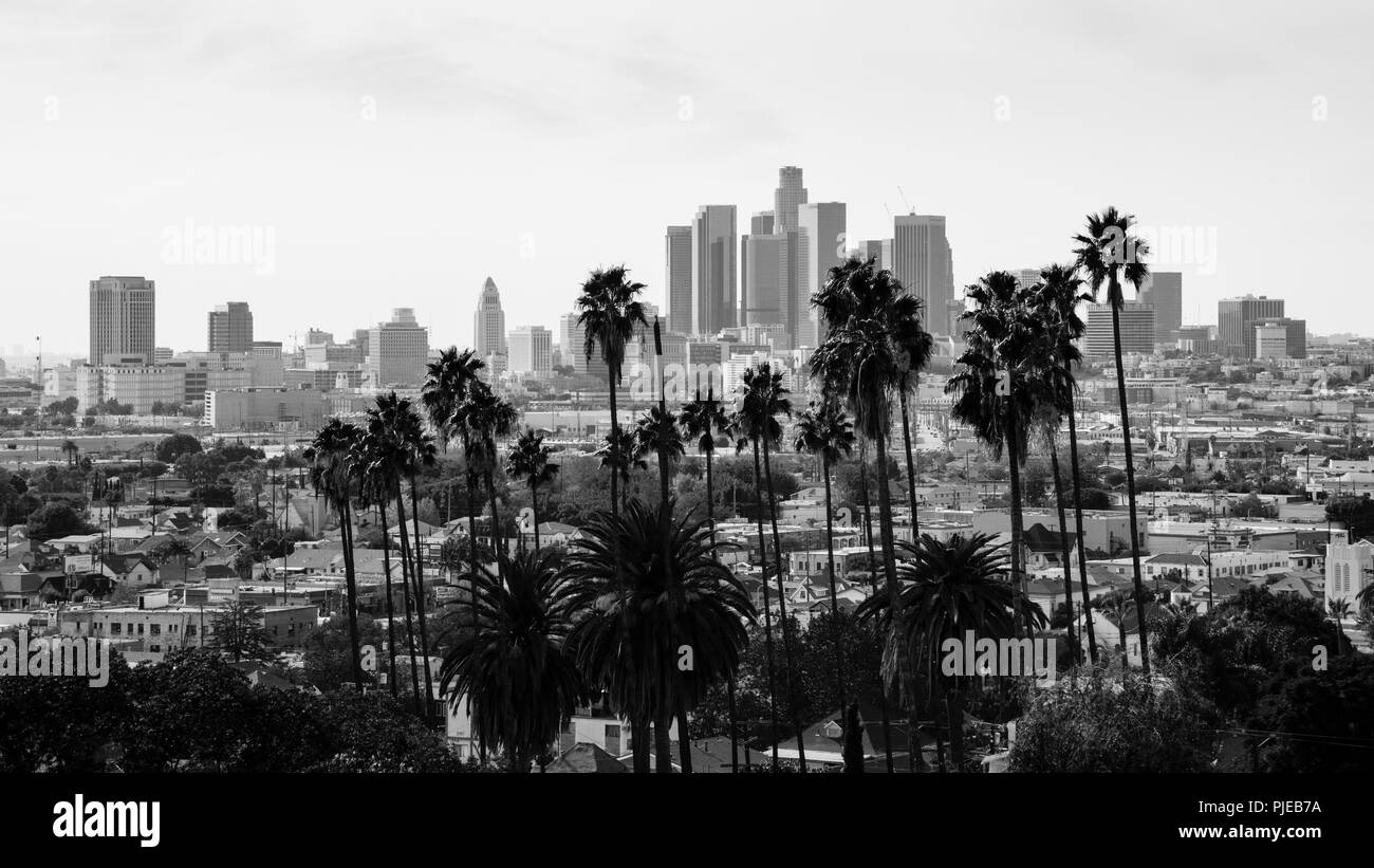 Los angeles skyline Black and White Stock Photos & Images - Alamy