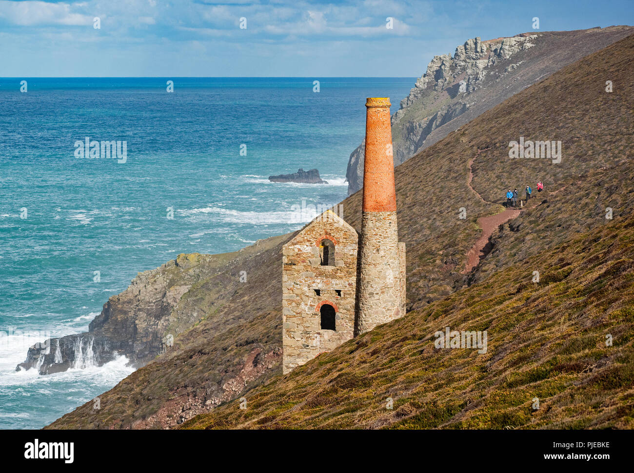 An Old Cornish Tin Mine Building On The Southwest Coast Path Near St. Agnes, Cornwall, England, Britain, Uk. Stock Photo