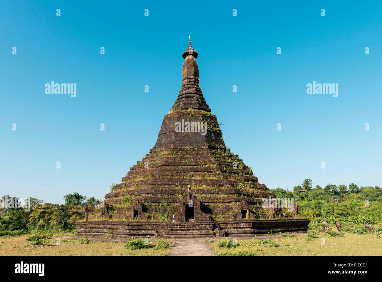 Laung Ban Pyauk Pagoda Stock Photo