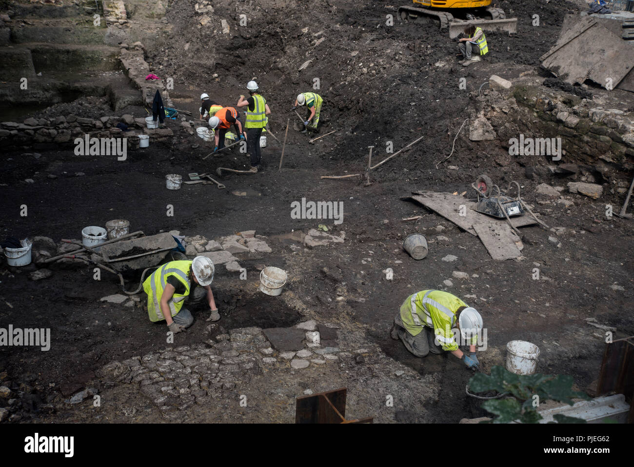 Archaeological dig taking place in the Cowgate area of Edinburgh's Old Town prior to the development of the site. Stock Photo