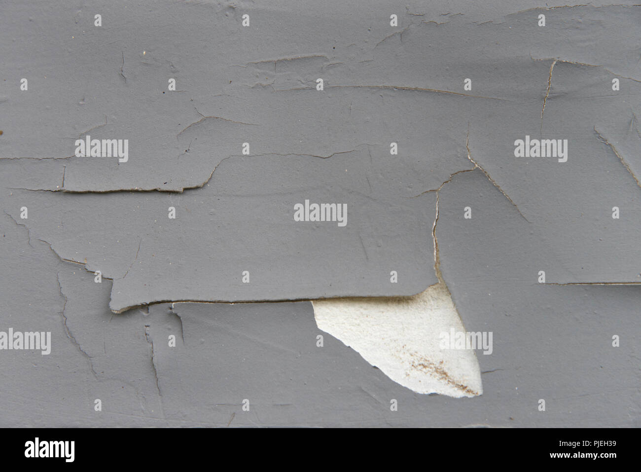Cracking cracked peeling paint hires stock photography and images Alamy