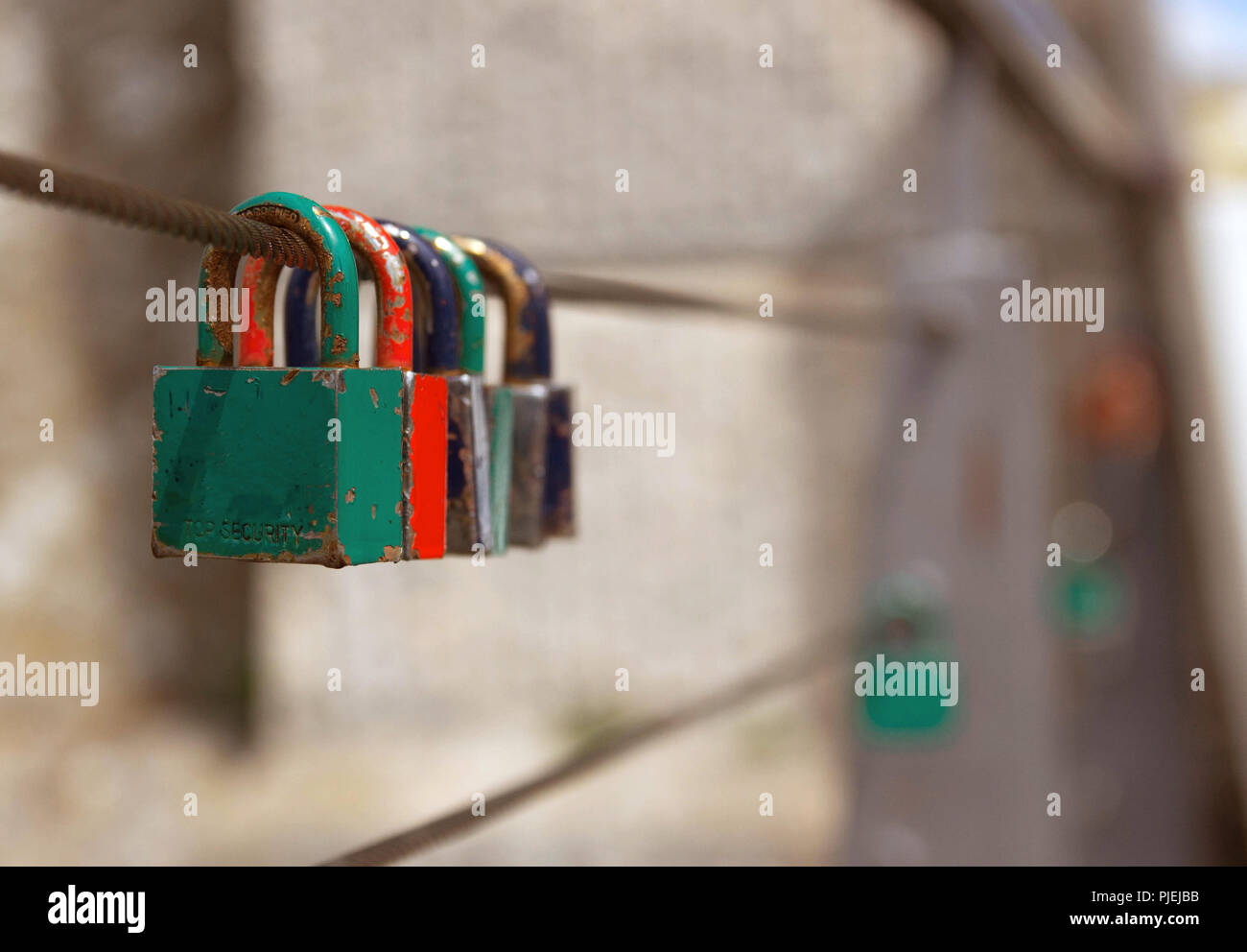 Chain link railing hi-res stock photography and images - Alamy