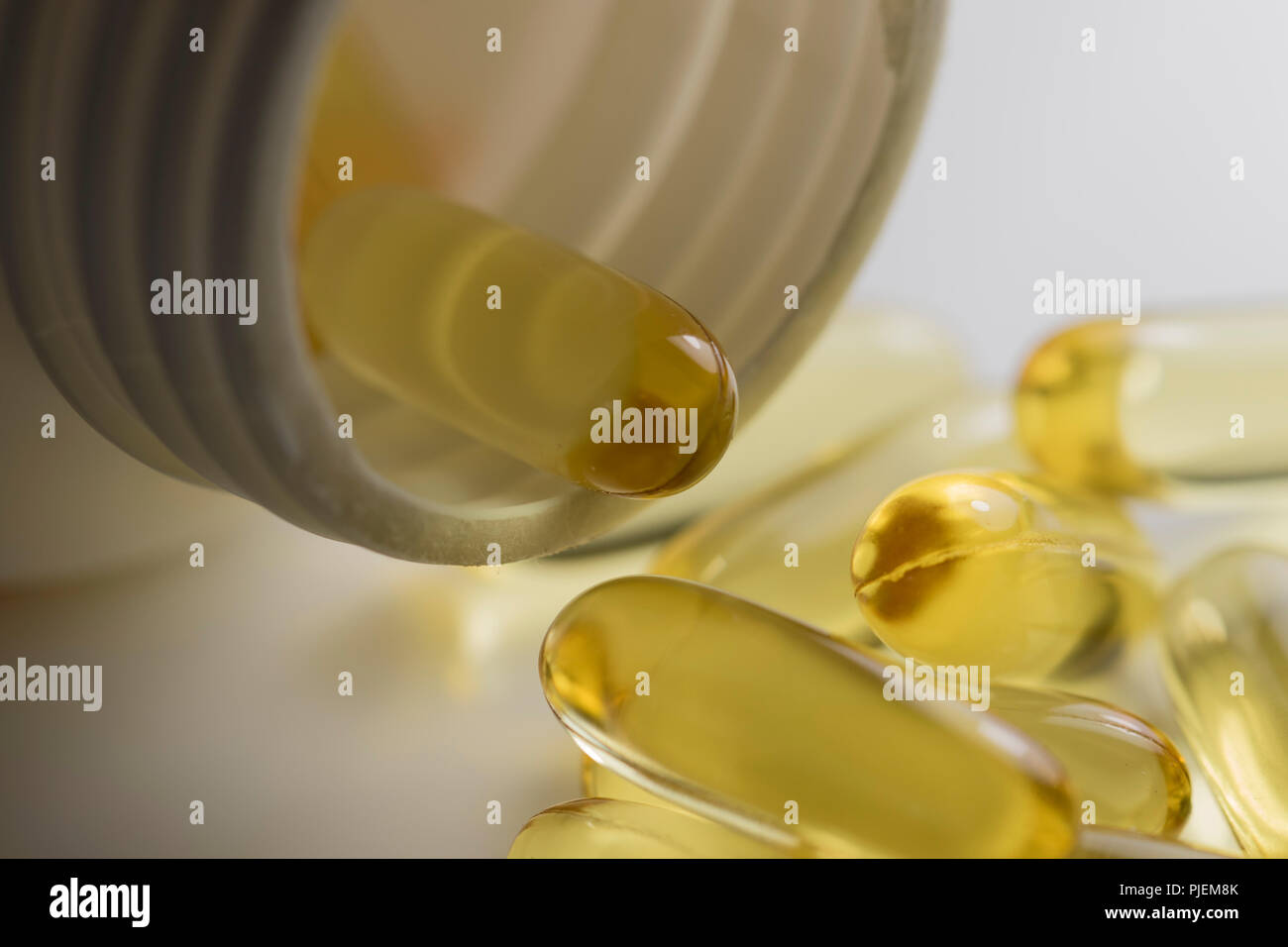 High Blood Pressure Pill Stock Photos & High Blood Pressure Pill Stock