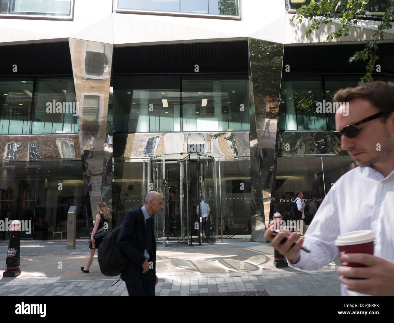 legal and general insurance company headquarters London Stock Photo Alamy