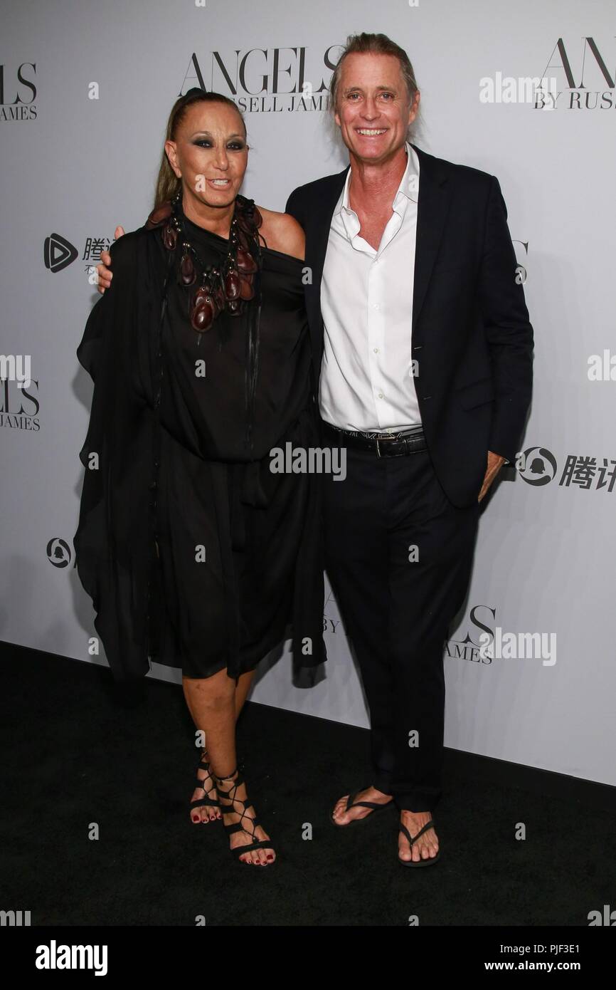 Donna karan and russell james hi res stock photography and images Alamy