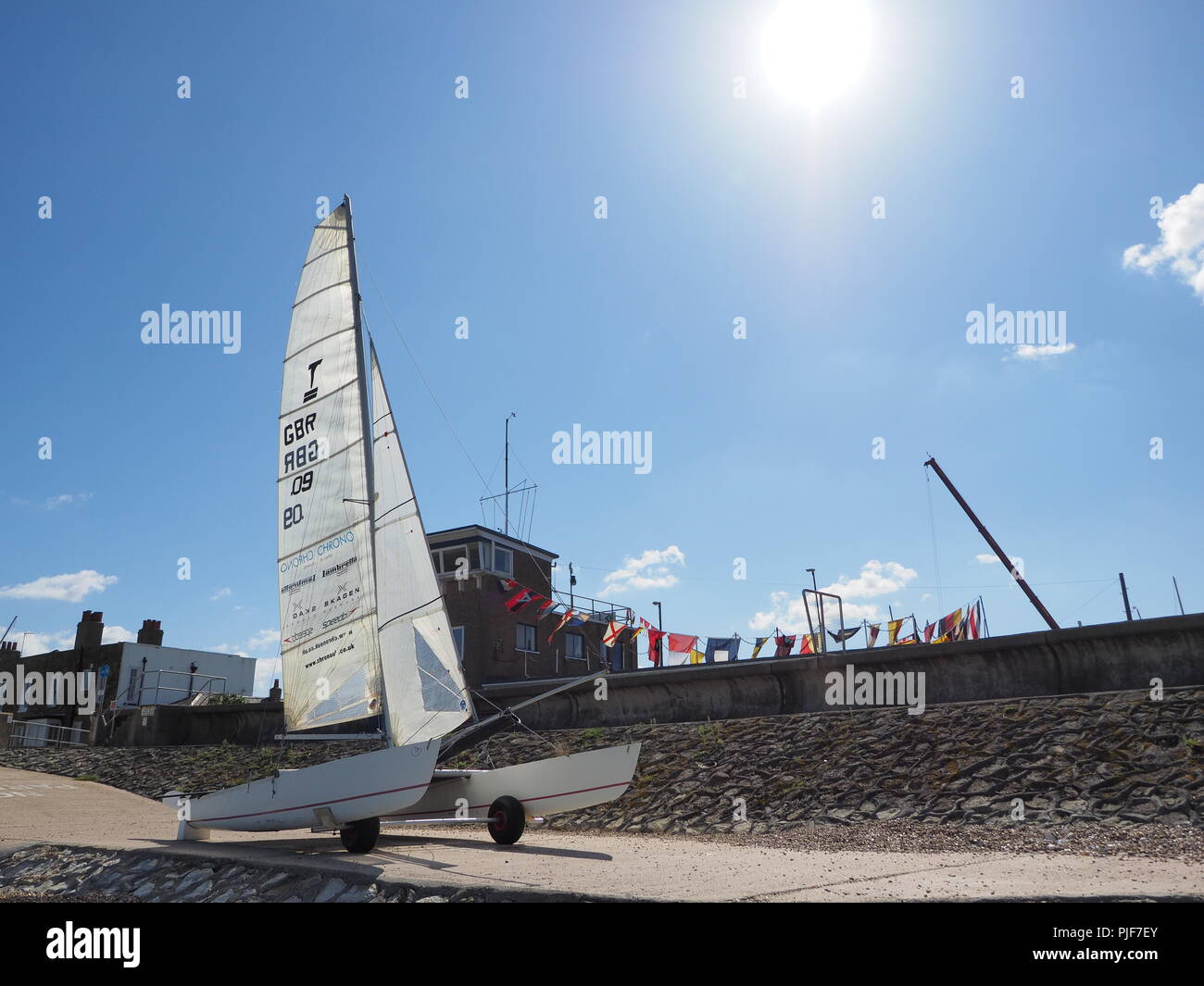 Sheerness, Kent, UK. 7th Sep, 2018. UK Weather: a sunny day with blues skies in Sheerness, Kent. A competitor sailing a Tornado class catamaran arrives for the 60th Round the Isle Of Sheppey Race, which takes place this weekend. The race is organised by the Isle Of Sheppey Sailing Club and is open to sailing dinghies, catamarans and sailboards. Around 100 craft are expected to take part in the 40-mile circumnavigation of the island on Sunday. Credit: James Bell/Alamy Live News Stock Photo